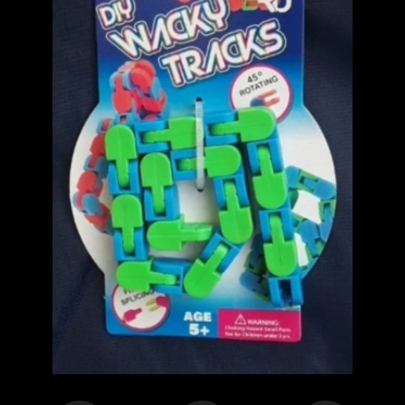 Set of 6 Wacky Tracks Fidget Toy Bundle + Stretch Armstrong - Picture 4 of 7